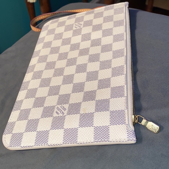 Louis Vuitton Neverfull MM removable pouch/clutch/wristlet Damier Azur material - Picture 5 of 14